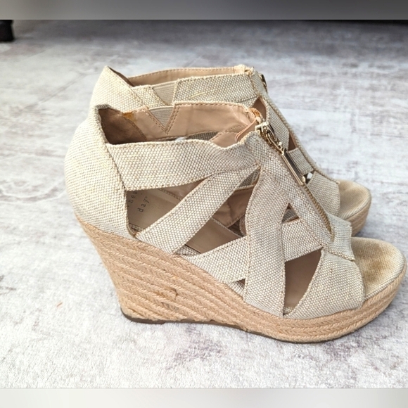 A New Day Women's Wedge Sandals "Carla" Cream Color Size7 - Picture 1 of 14